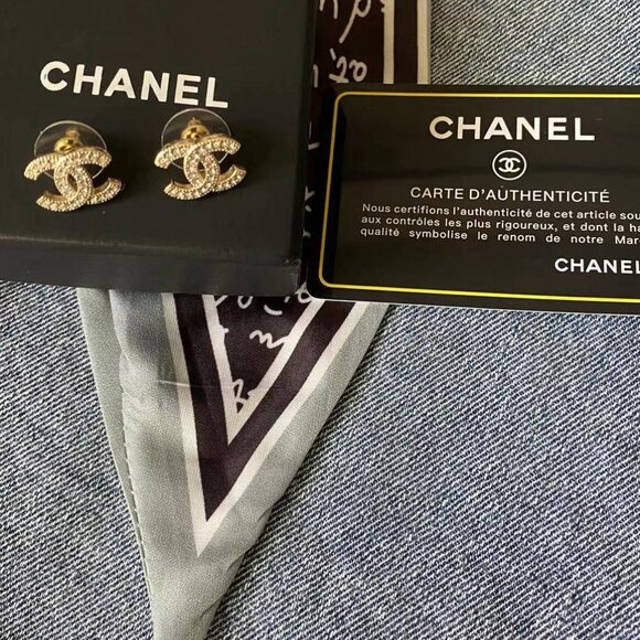 Cute floral long skirt. Just bChanel Gold-Tone Women's Earrings - Picture 1 of 7